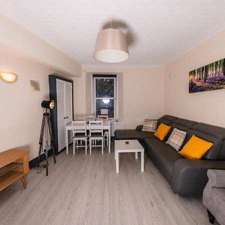 Old Town Central Apartments By The Castle إدنبرة المظهر الخارجي الصورة