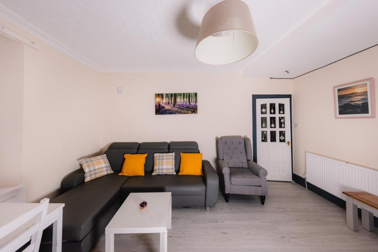 Old Town Central Apartments By The Castle إدنبرة المظهر الخارجي الصورة