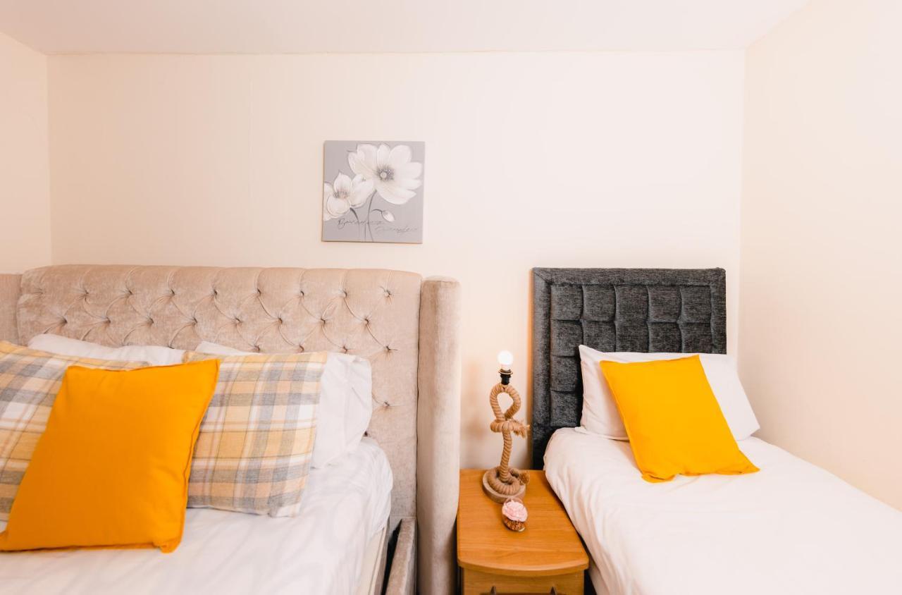 Old Town Central Apartments By The Castle إدنبرة المظهر الخارجي الصورة