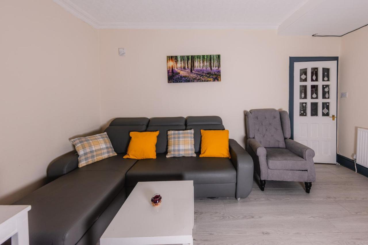 Old Town Central Apartments By The Castle إدنبرة المظهر الخارجي الصورة